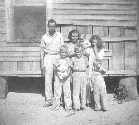 Charlie Bell and Fay Kitchell Carr Family