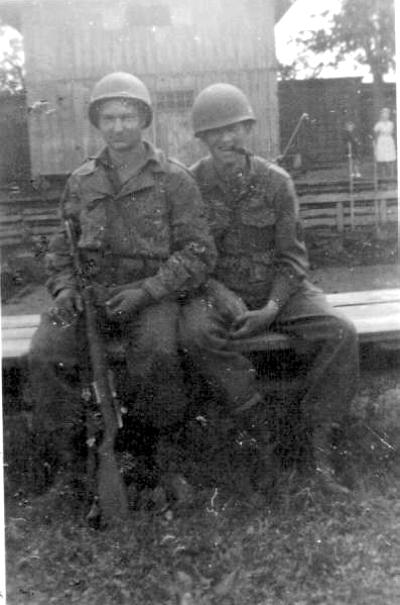 Bernis Grafton Johnson and unknown soldier