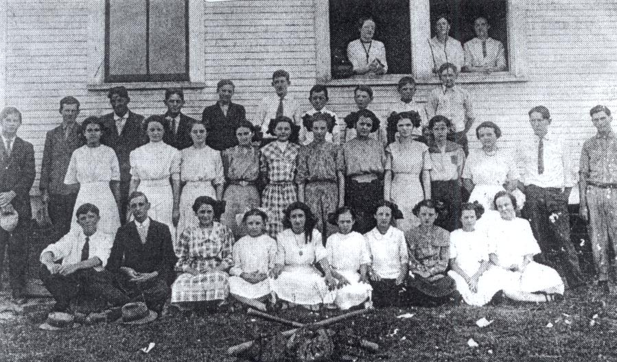 Hermitage High School Students 1911