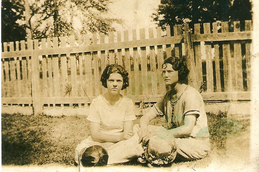 Cousins Agnes McMurry Armstrong and Lennie McMurry Roark Tuberville