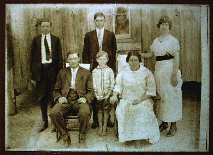 Ruth Hamm and Melton L. Smith Family