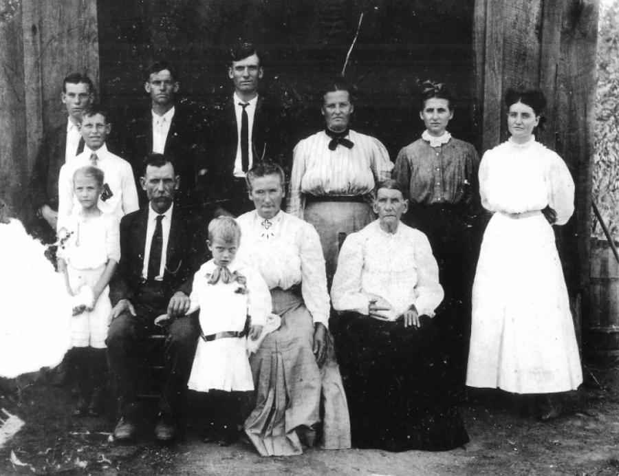 Samuel Luther and Thomas Ellen Hall Tate and family