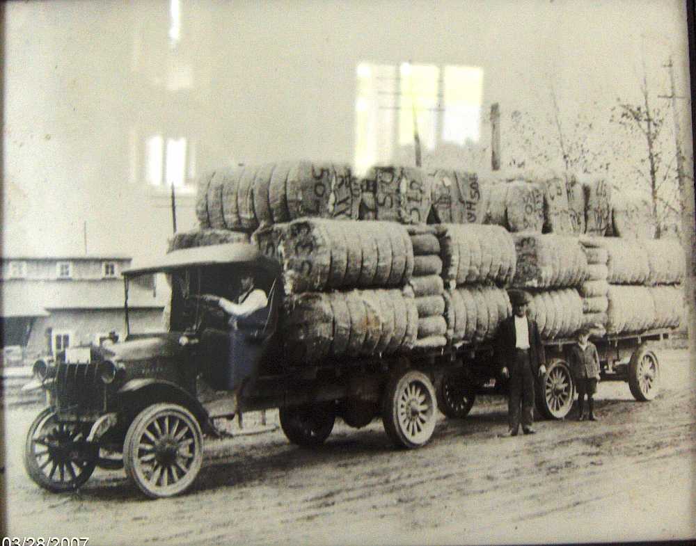 Load of Cotton photo at the Bradley County Historical Museum