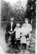 Thomas, Cora, W. T. & Mary Bell