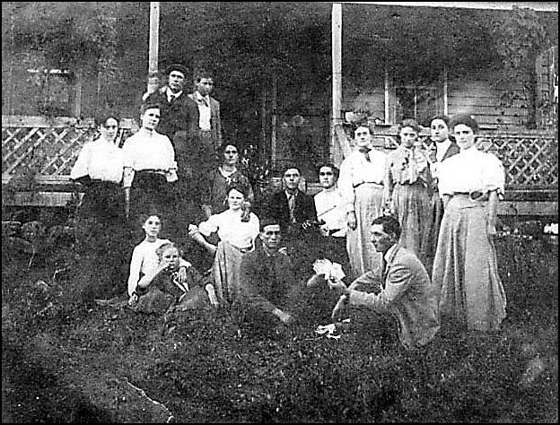 Description: C:\Users\ruthann\Documents\Genealogy\Fulton County Genweb\Revised Version SEP 2012\mcdonaldbencreteothers.jpg