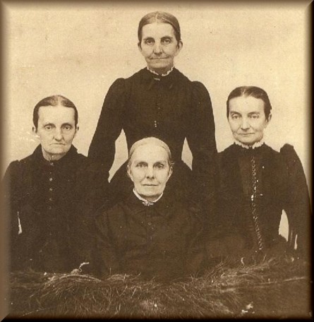 valentinedaughters.jpg (49747 bytes)