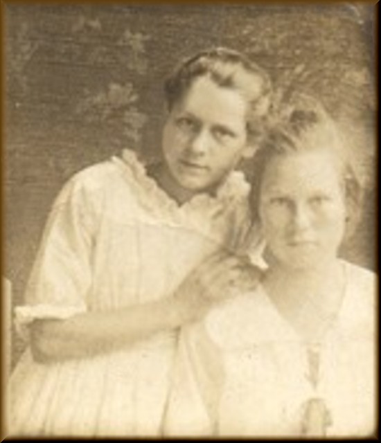 unknownc.jpg (25383 bytes)