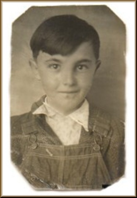 unknownf.jpg (29881 bytes)