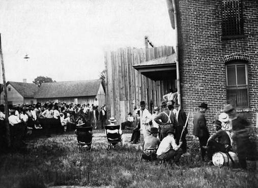 arthurtillmanhanginggathering.jpg