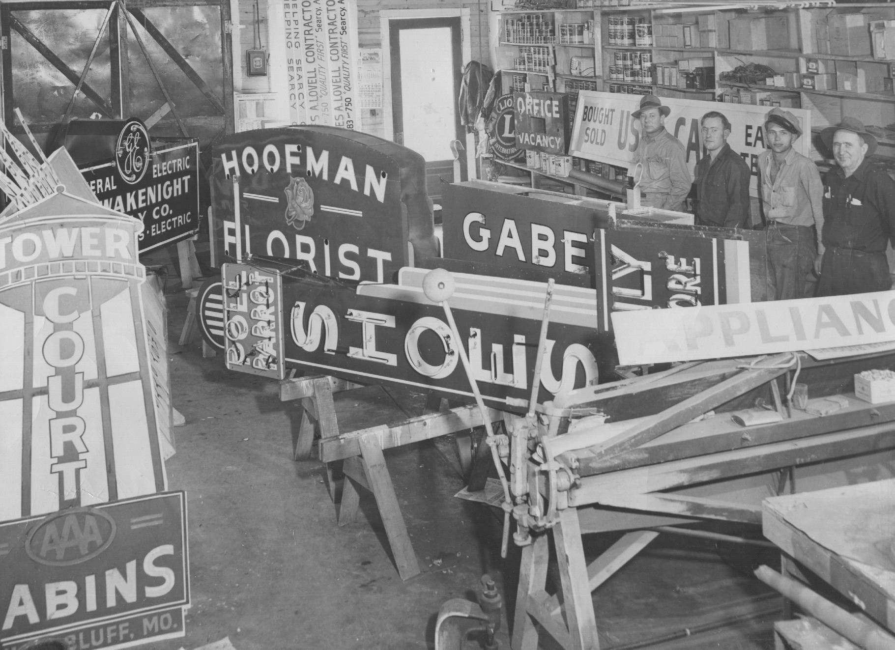 Scarsdale Sign Company in 1949