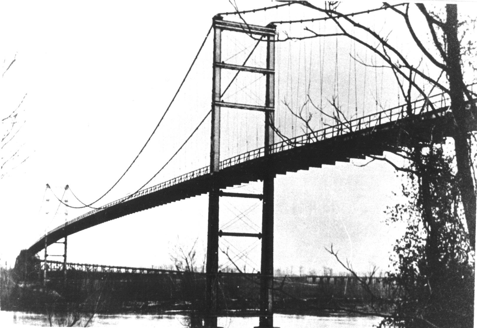 White River Suspension Bridge, Des Arc, Arkansas