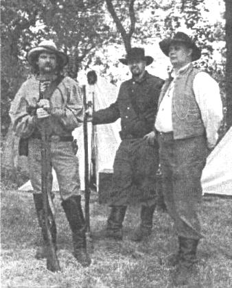 Union & Conferate soldiers in front of tents